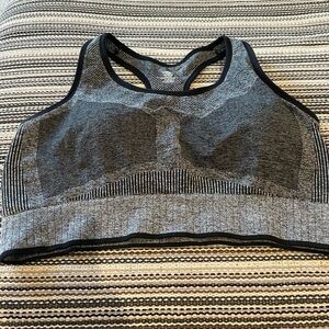 NWOT Umbro Women’s Plus Size 2x Sports Bra